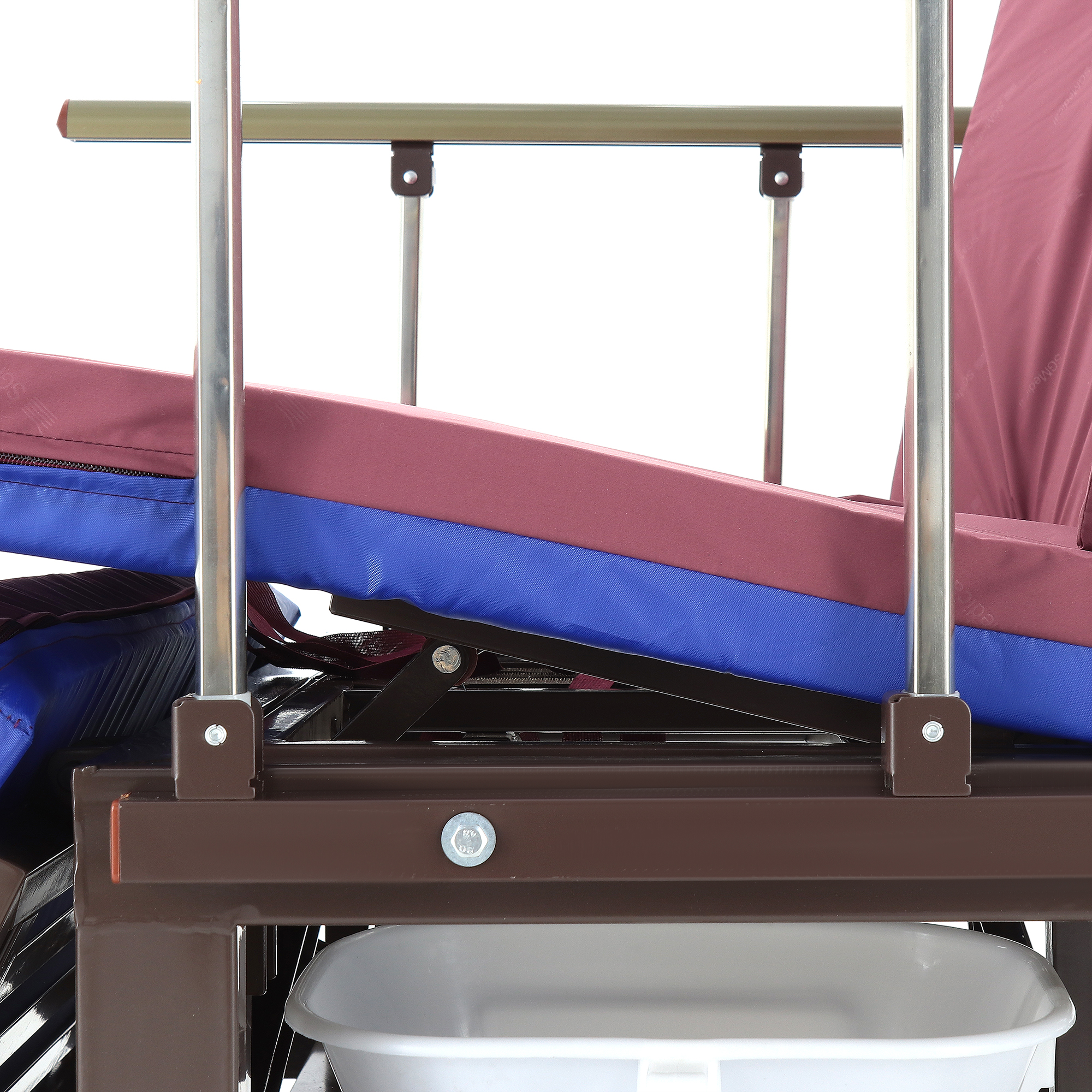 Med-Mos Е-45А (ММ-5124Н-10) с боковым переворачиванием, туалетным устройством и функцией «кардиокресло» - изображение №16