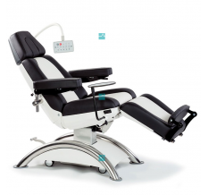 С подлокотниками Capre RC2